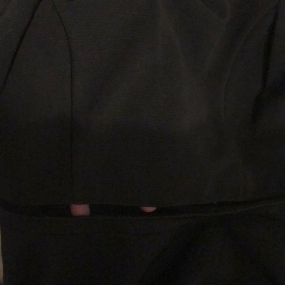 Black A-line dress with pearl neck detail medium - Picture 6 of 6